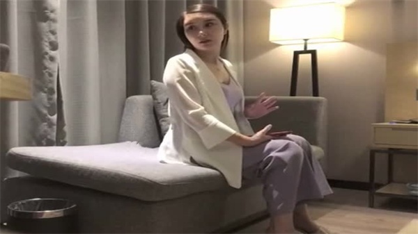 全国探花男爵高端登场,超级美女痴迷口交深舔菊穴