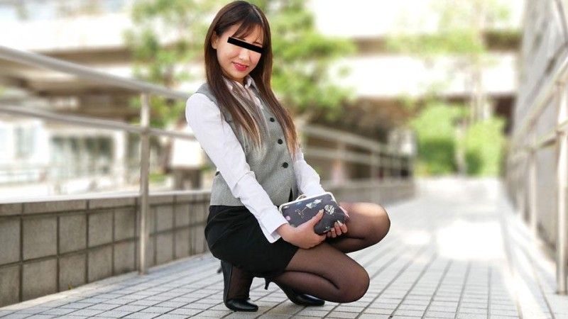 知念真纪:老板出差后直接带下属去饭店偷情,湿身激情四射!番号10musume_092324_01